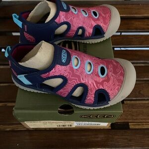 Keen Stingray water sandals
